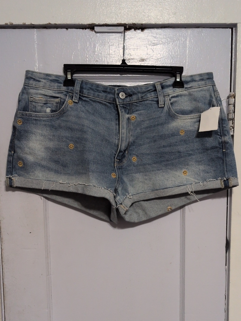 Arizona Jean Company Light Blue Denim Shorts with Smiley Studs